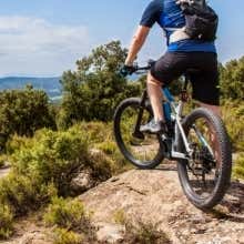 Esperienze nella natura tra passeggiate a cavallo, arrampicata e attività outdoor da vivere tra sentieri e paesaggi unici