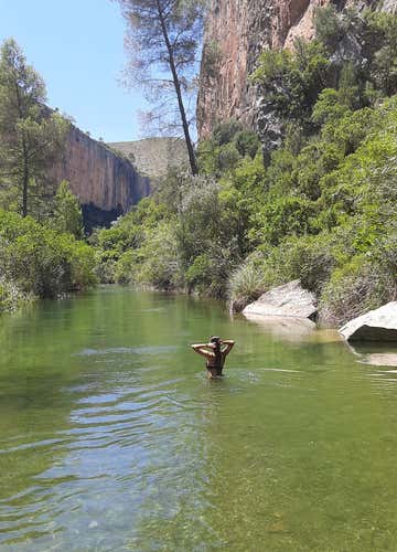 Kayak tour on the Loriguilla reservoir and the Turia river