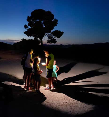 Ruta de senderismo astronómico en Chulilla en la provincia de Valencia