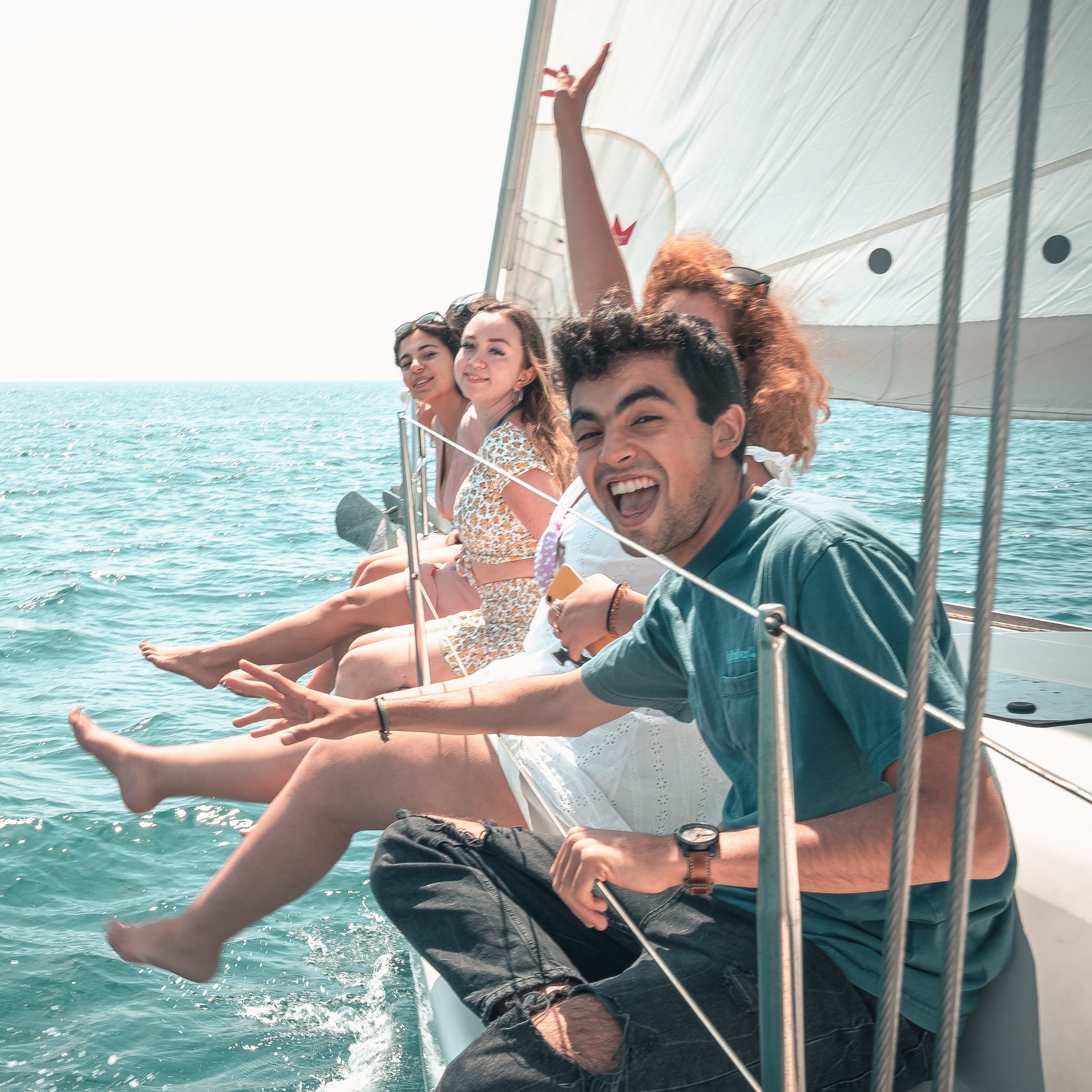 Tour en velero por la bahía de Palma de Mallorca con bebidas y snacks ...