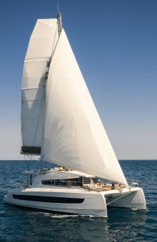 Excursiones en catamarán en Barcelona