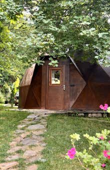 Alojamientos insólitos en Valles Pasiegos