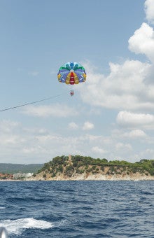 Parasailing in Lloret de Mar